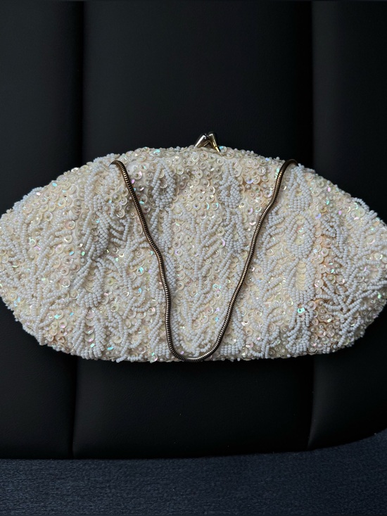 Handbags - Bridal Sequin & Seed Ivory Cream Kiss Clasp Purse -Handcrafted in Hong Kong